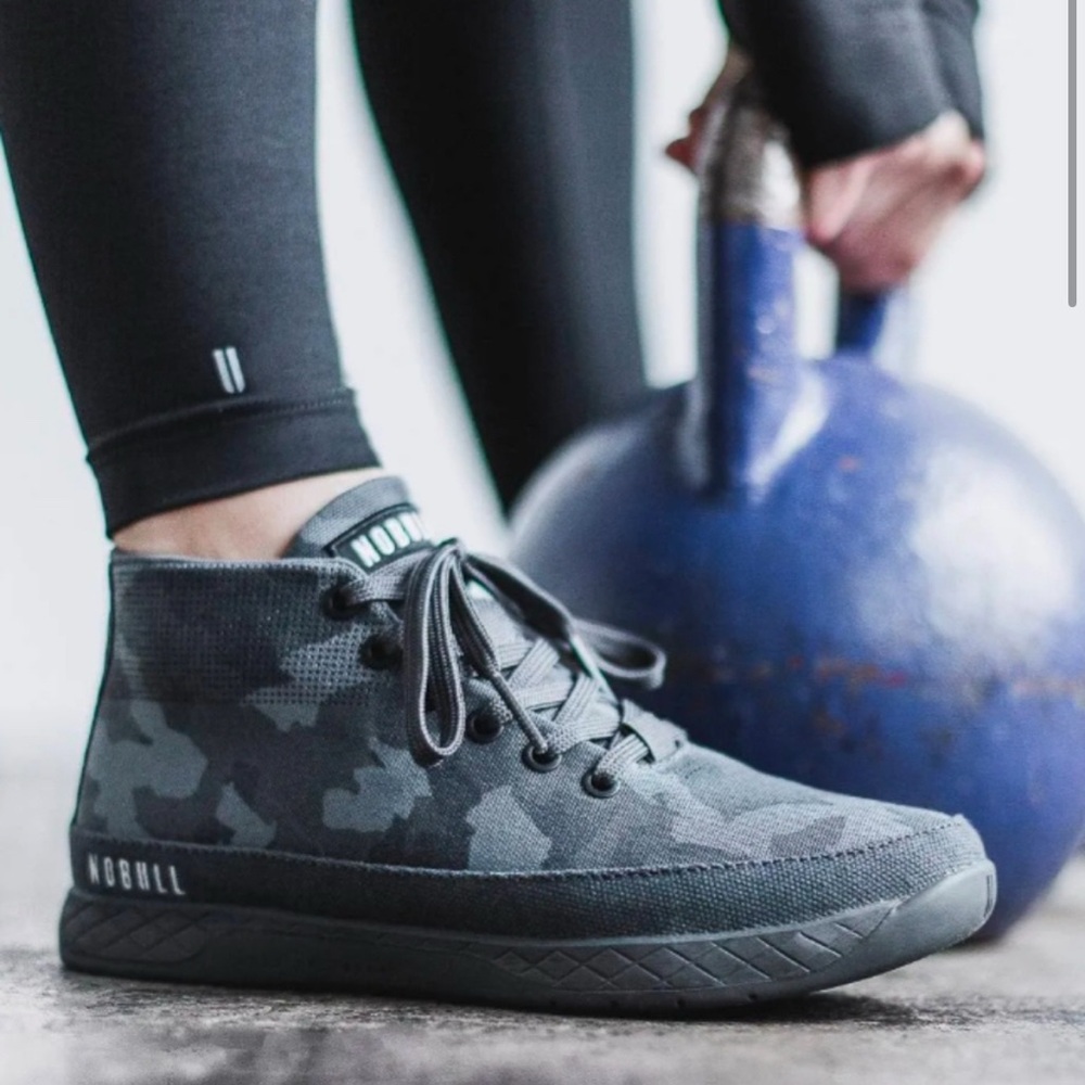 NOBULL Dark Camo Canvas Mid Trainer Men's Size 9.5, Women's Size 11 Unisex